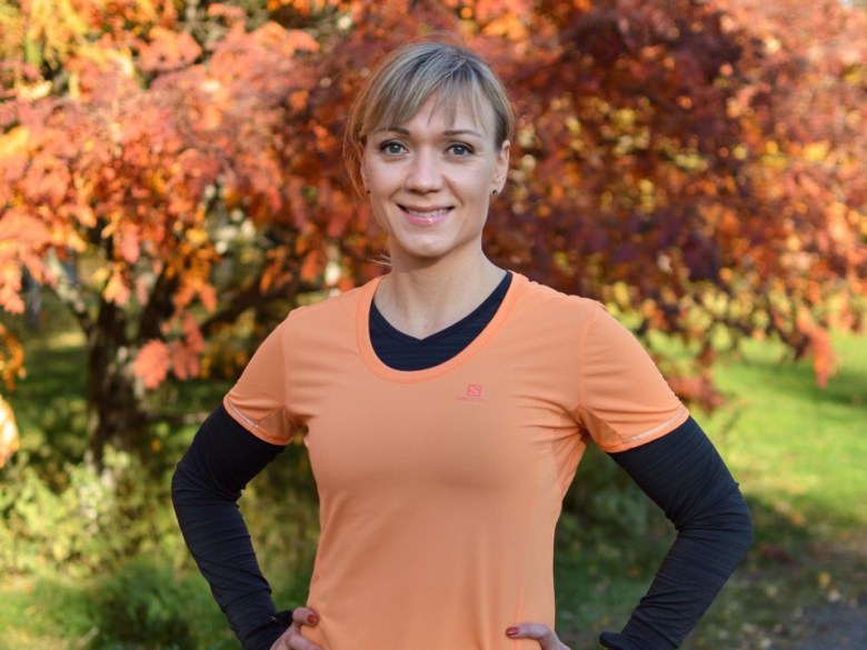 Kuva, jossa pihlajan lehti.