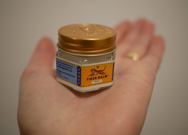 kuva, jossa purkki tiikeribalsamia