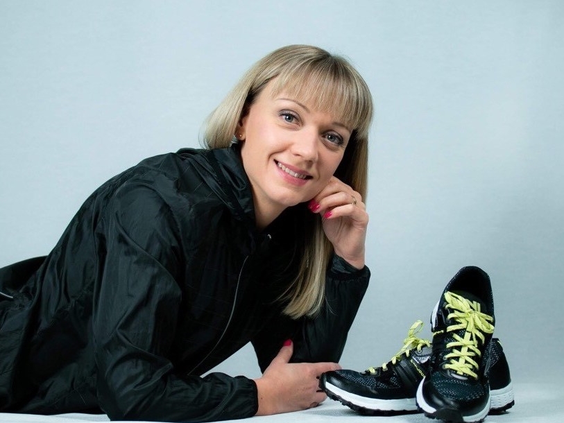 Kuva, jossa kotimaiset sarva nastalenkkarit.