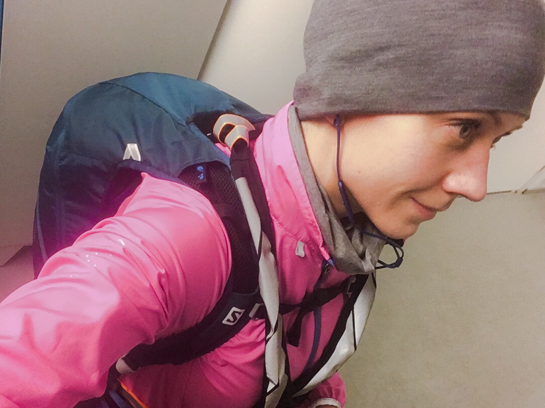 Kuva, jossa juoksija.