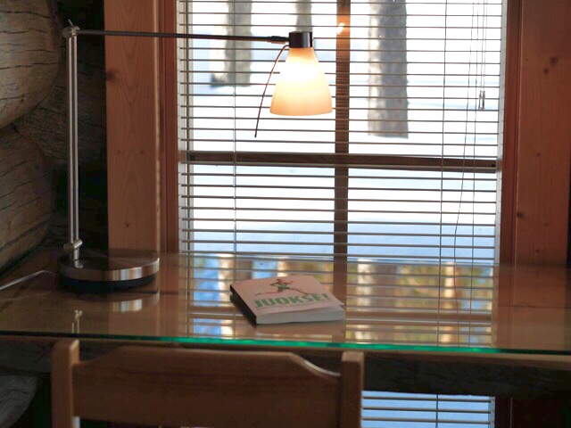 kuva, jossa lukunurkkaus