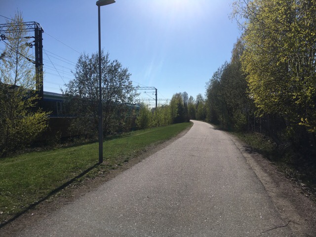 Kuva, jossa sininen taivas