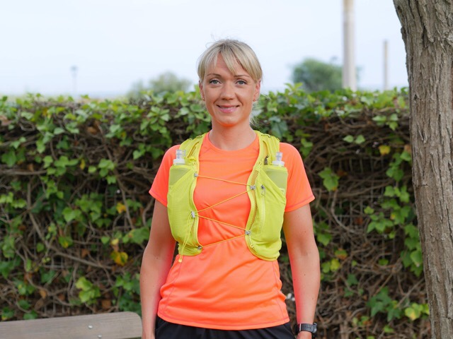 kuva jossa salomonin juomaliivi