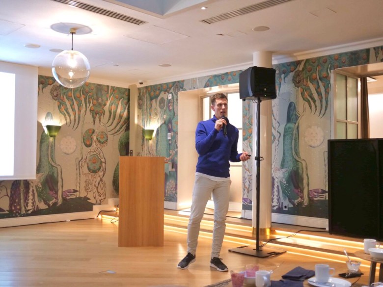 ravitsemusasiantuntija elintarviketeteiden maisteri