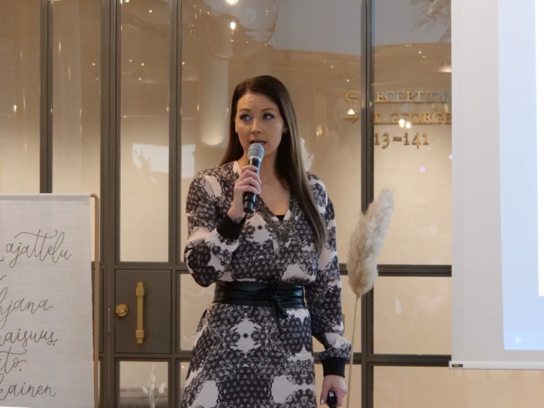 varpu hintsanen puhuu lapsensa kuolemasta