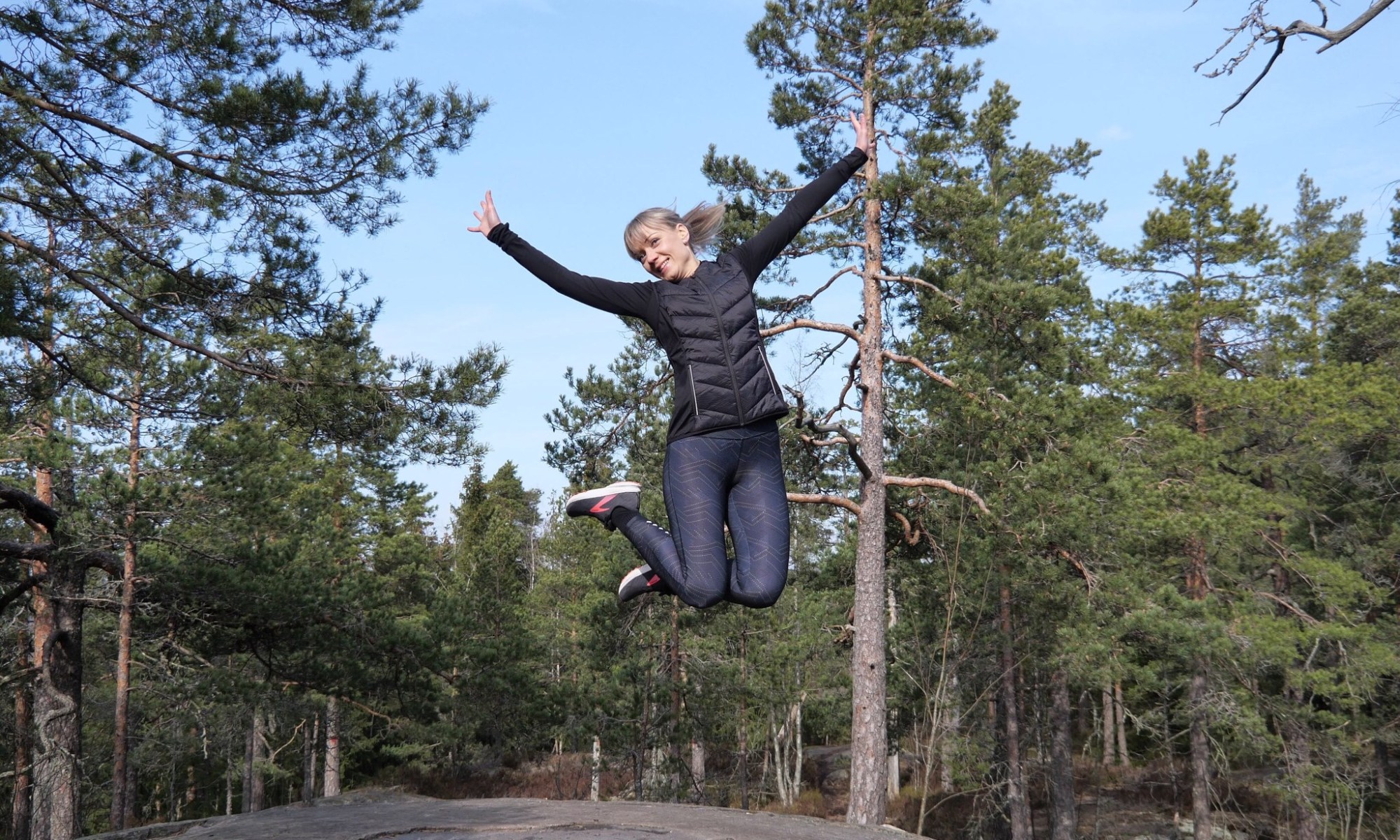 kallio hyppy lidlin juoksuvaatteet
