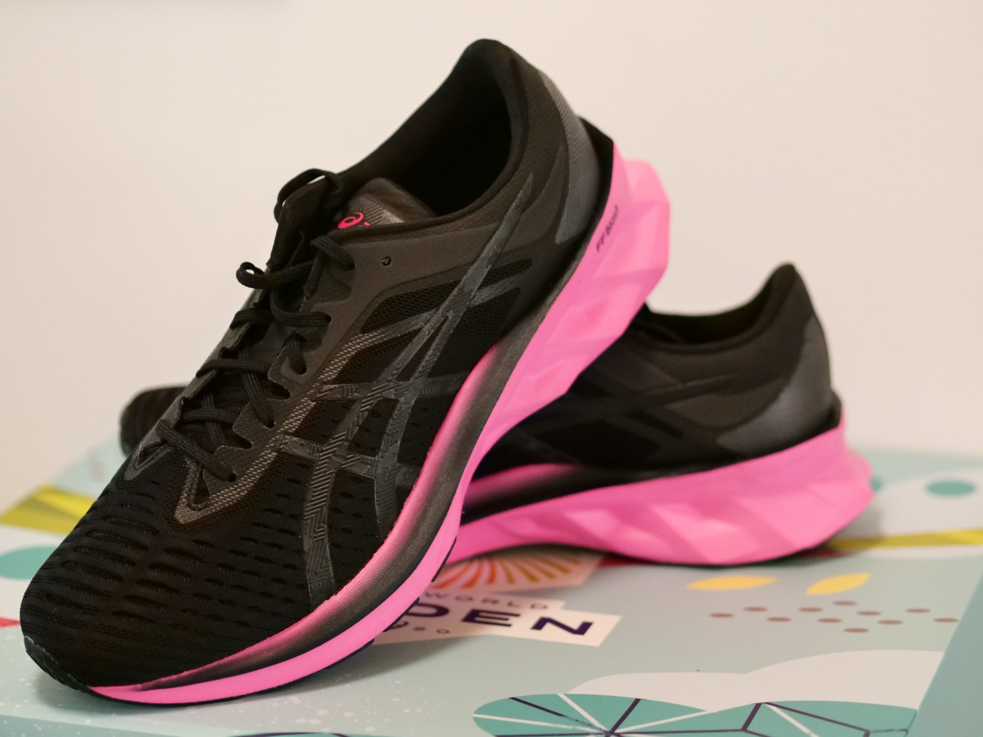 asics novablast lenkkarit kokemuksia