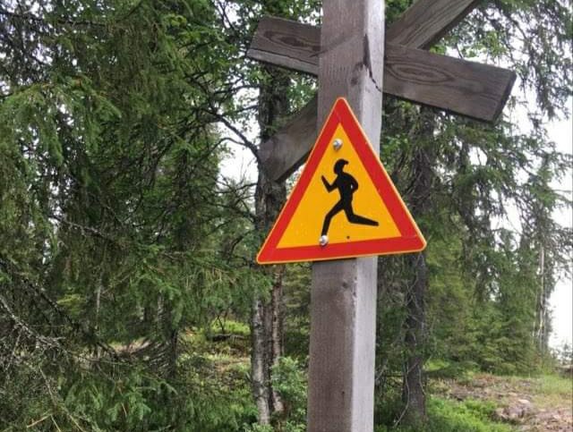 liikennemerkki kolmio