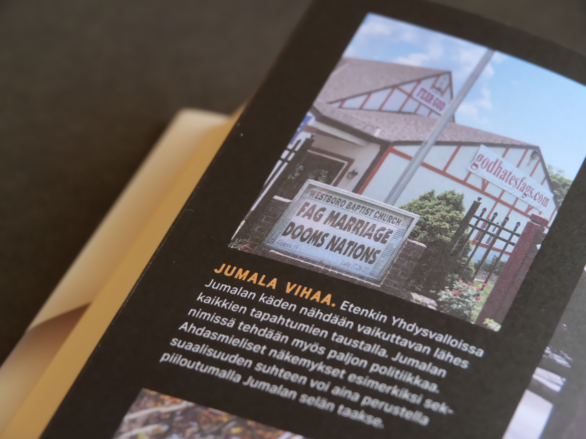 salaliittoteoria tiittula