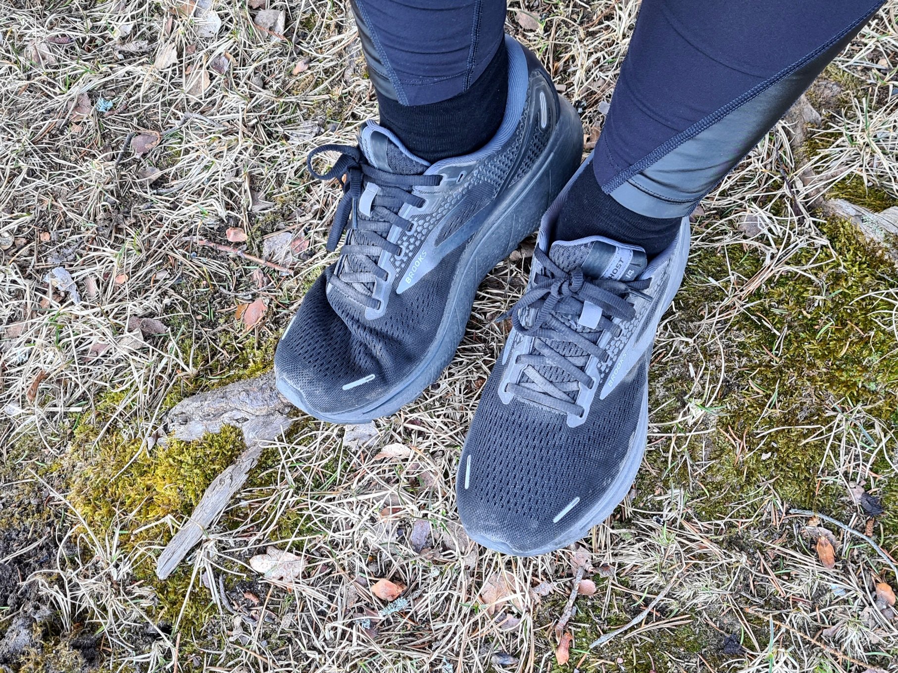 mustat brooks ghost 14 lenkkarit