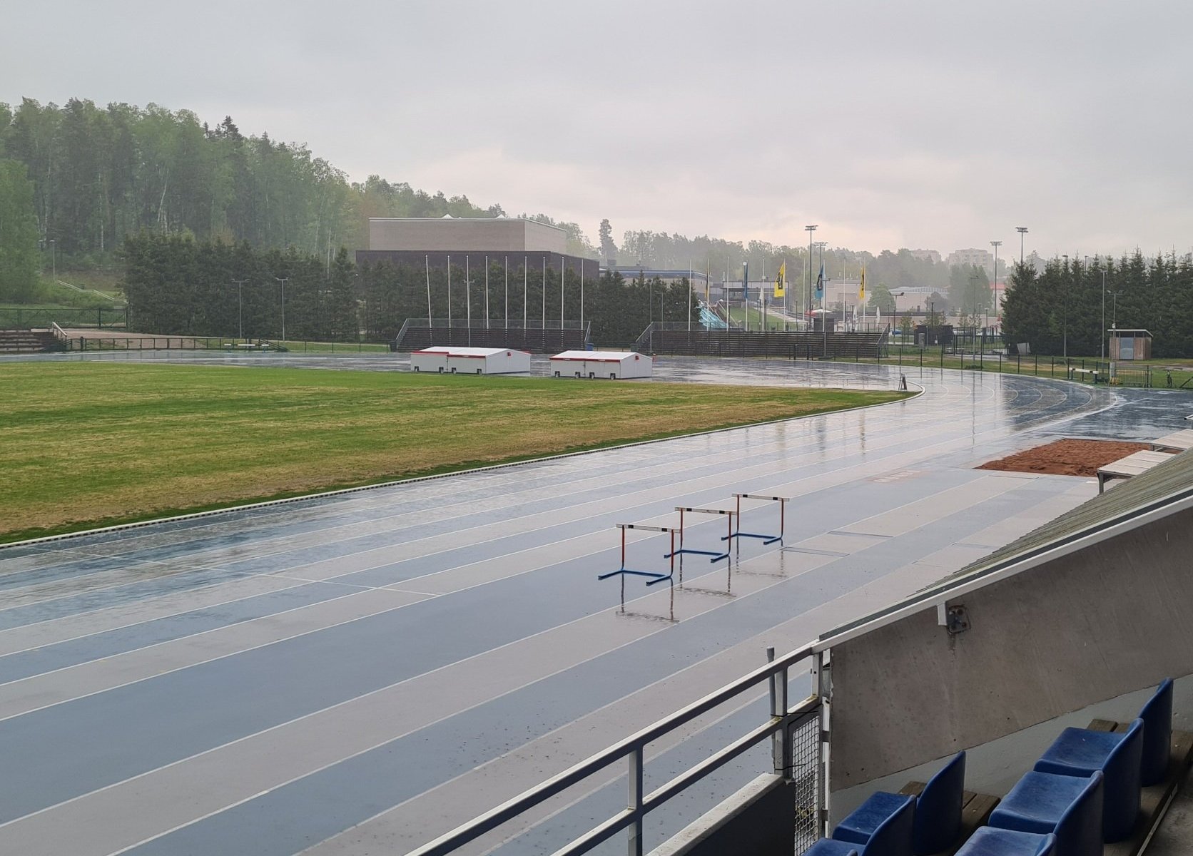 sateinen paiva leppavaaran stadionilla