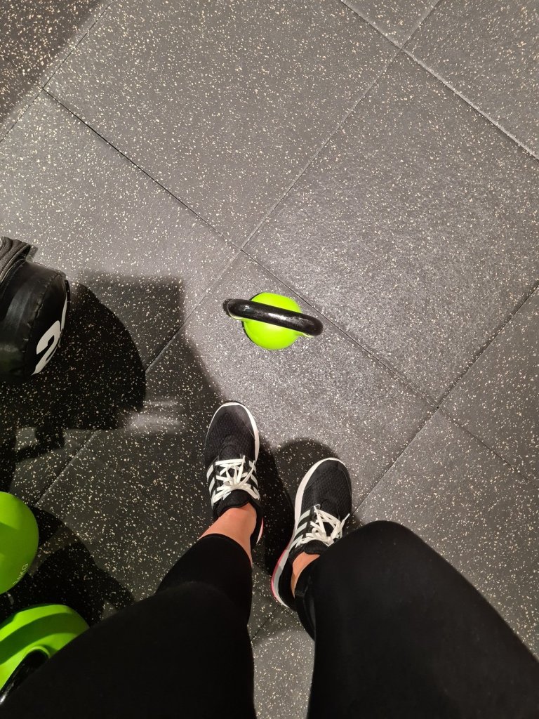 vihrea kuuden kilon kahvakuula