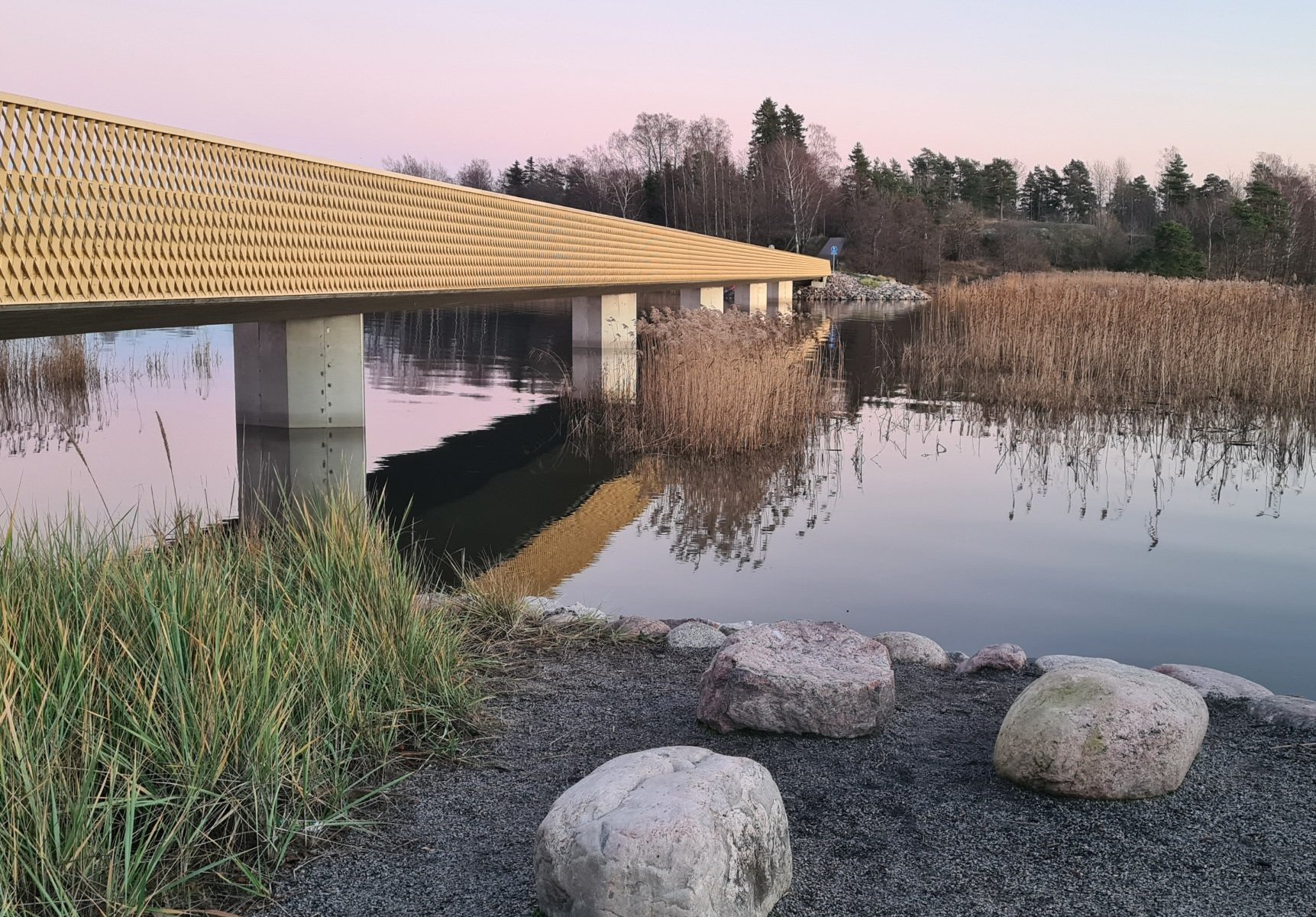 tarvon fillarisilta helsingin ja espoon rajalla