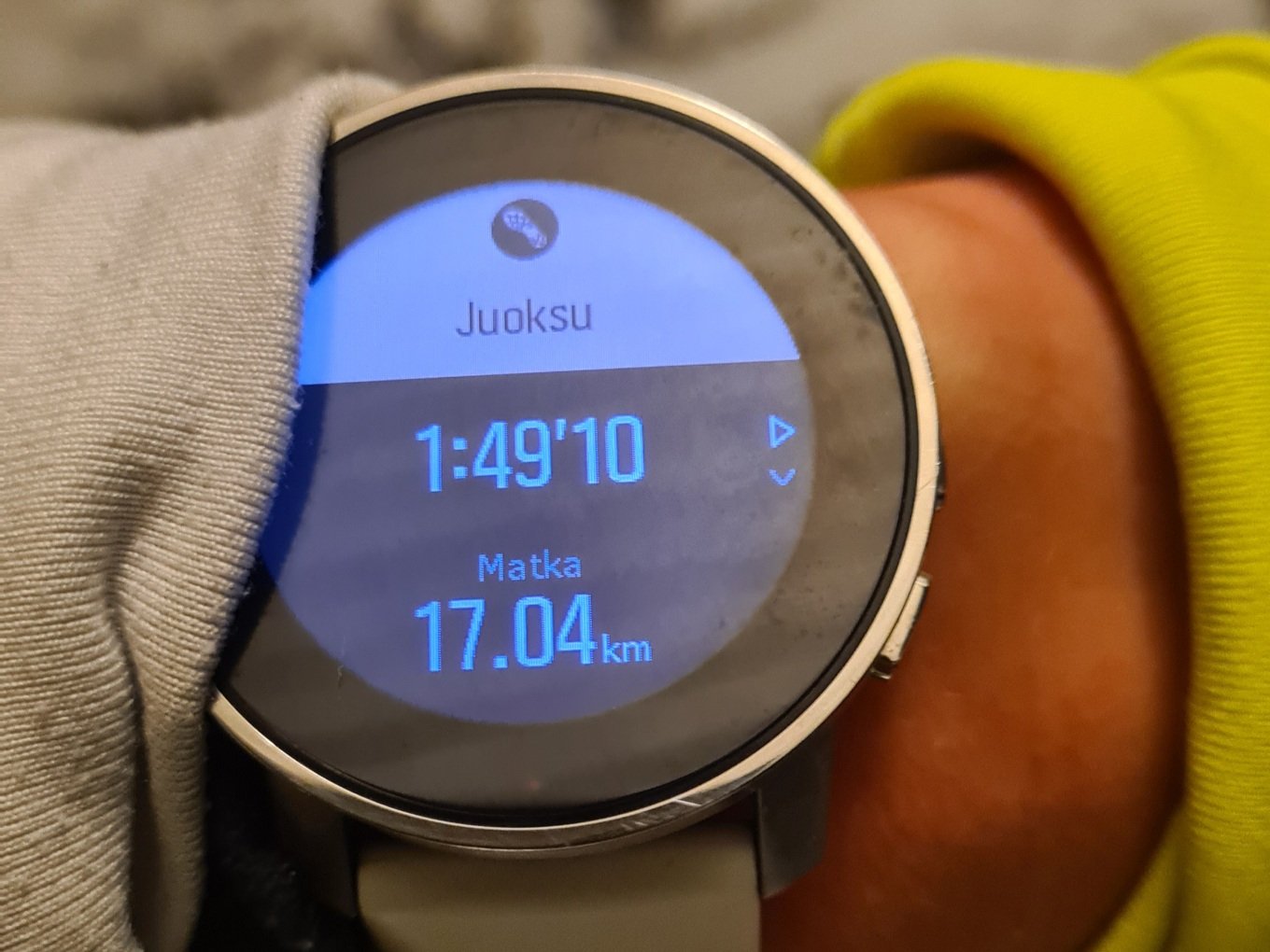 suunto kellon naytto