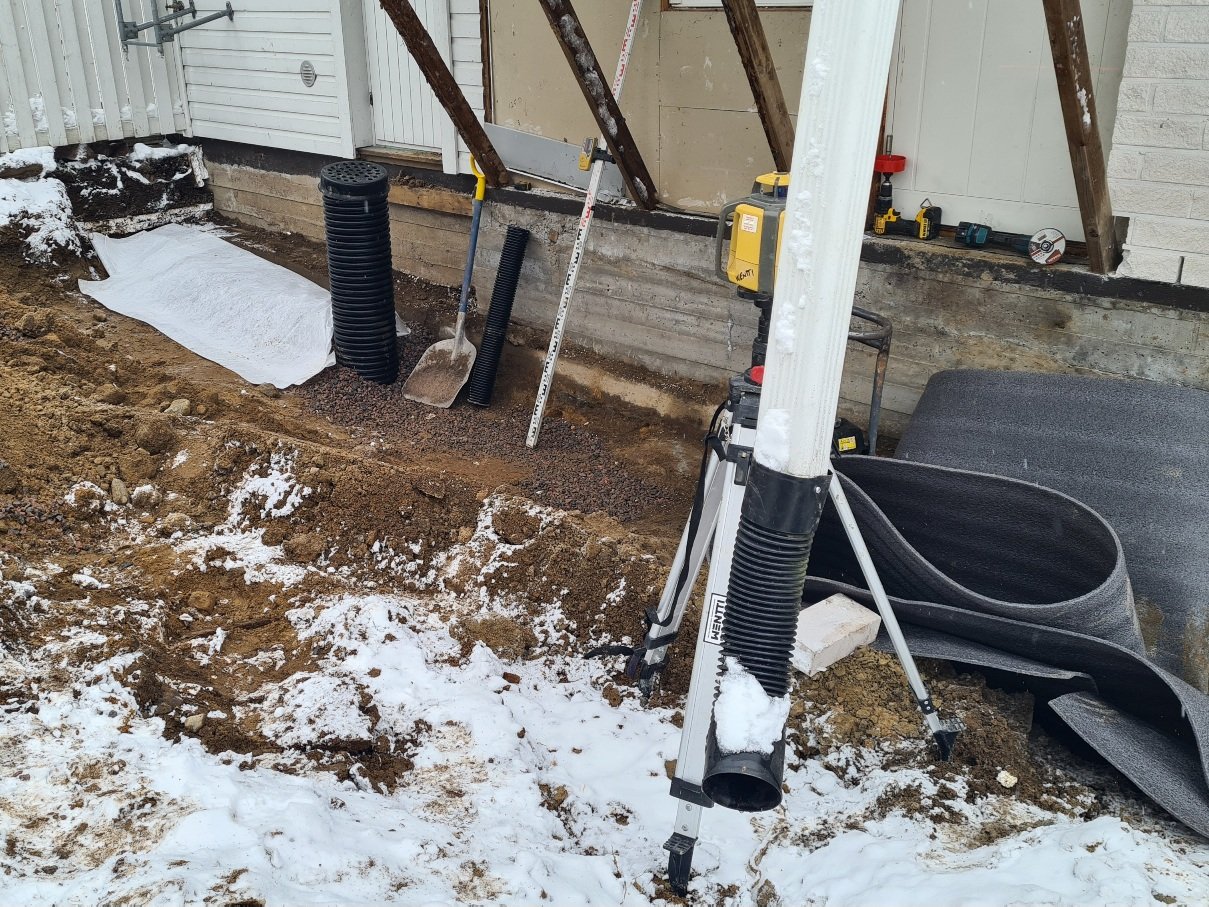 takkahuoneen laajentaminen