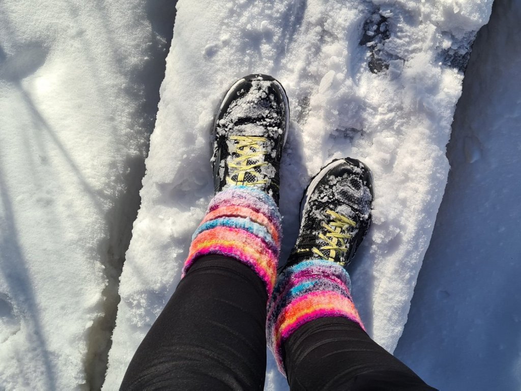 villaisiin saarystimiin on tarttunut lunta