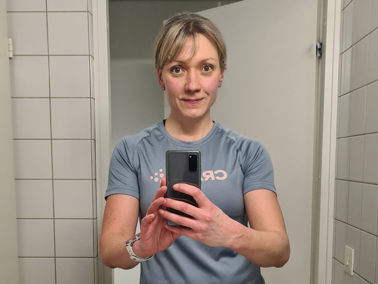 vessaselfie kuntosalilla