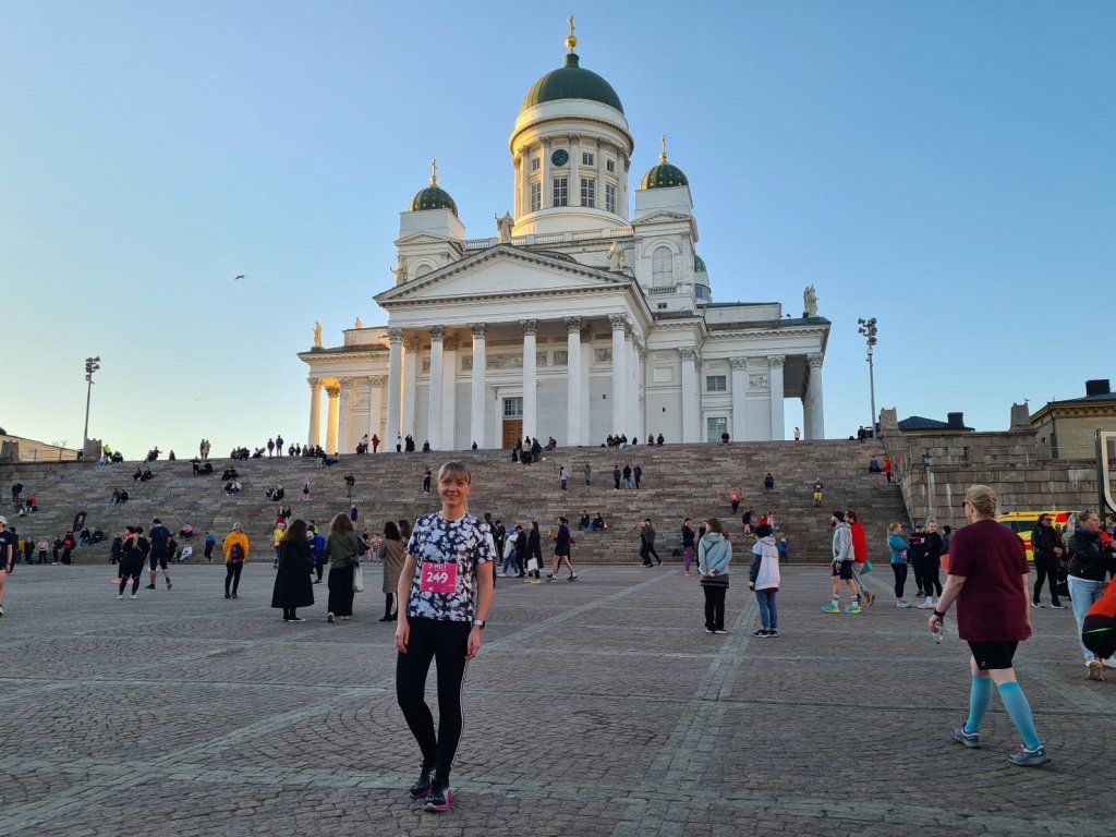 juoksija senaatintorilla