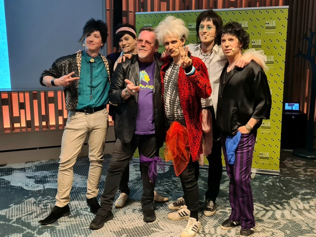 dingo musikaalin esiintyjat