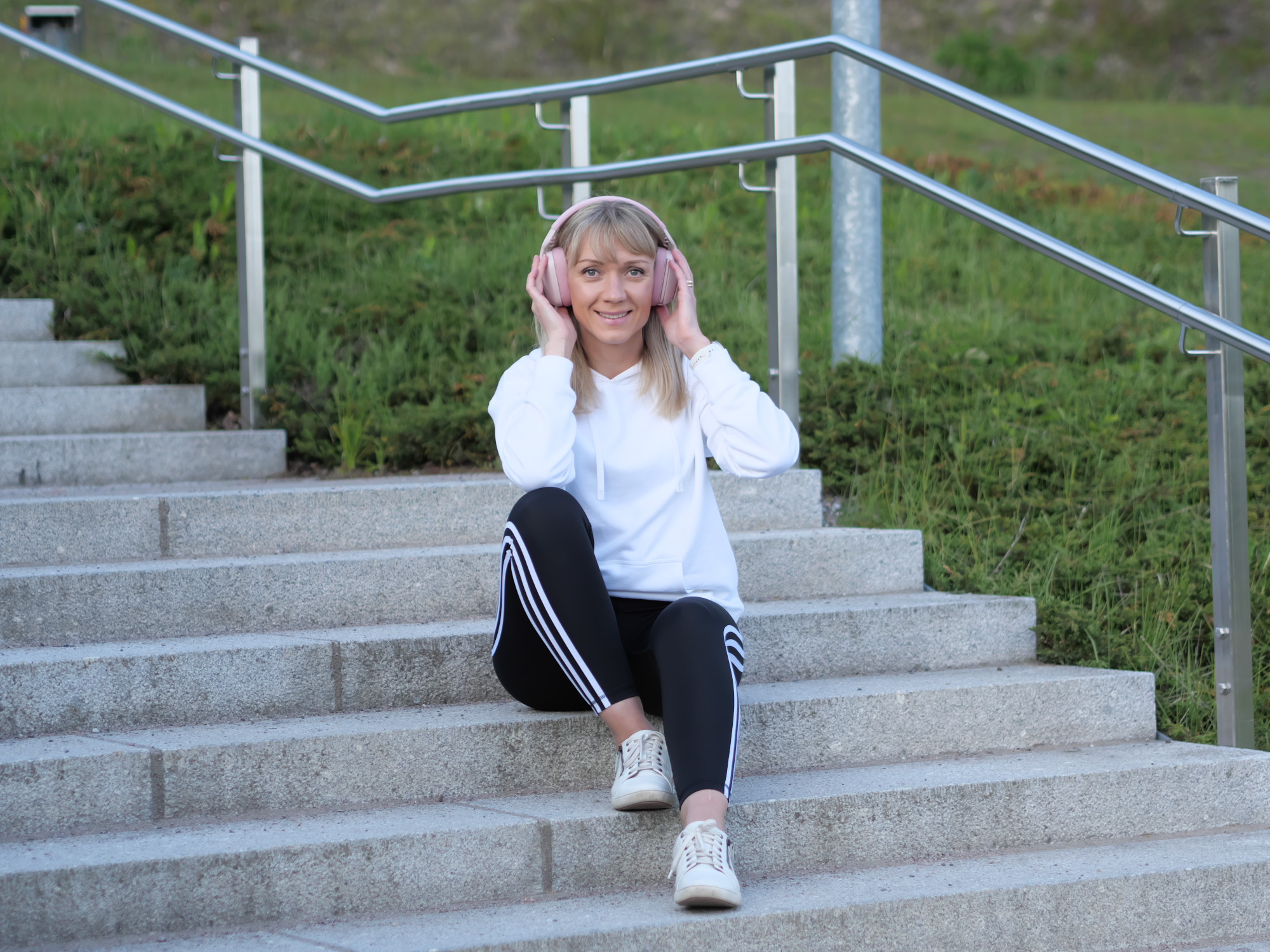 logitech zone vibe 100 kuulokkeet