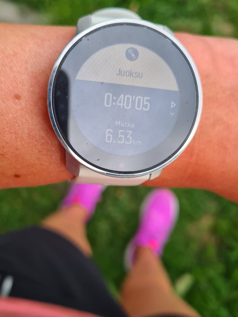 suunto kellon naytto