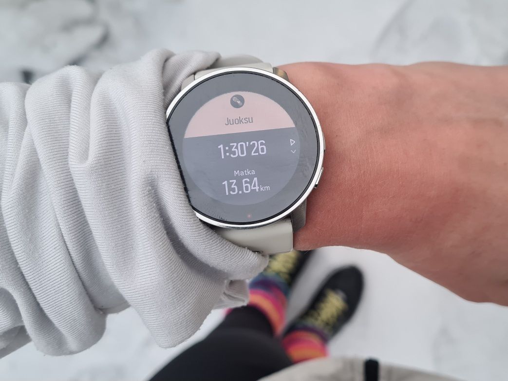 suunnon urheilukello suunto 9 peak