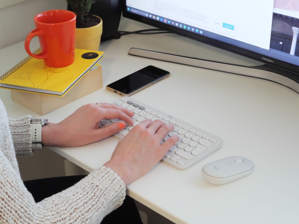 logitech langaton nappaimisto ja hiiri