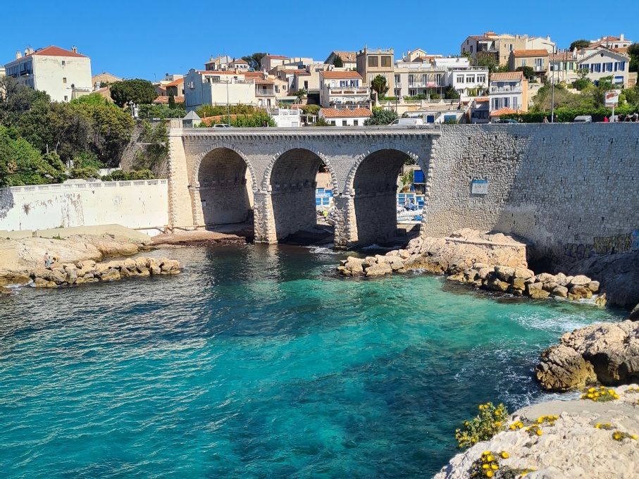 vanha kaarisilta marseillessa
