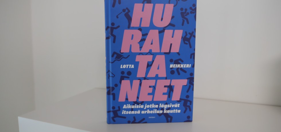 lotta heikkeri hurahtaneet kirja arvostelu